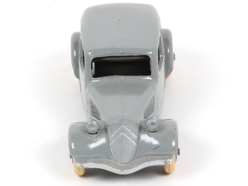 Lot 400 - DINKY TOYS (FRANCE) (1)