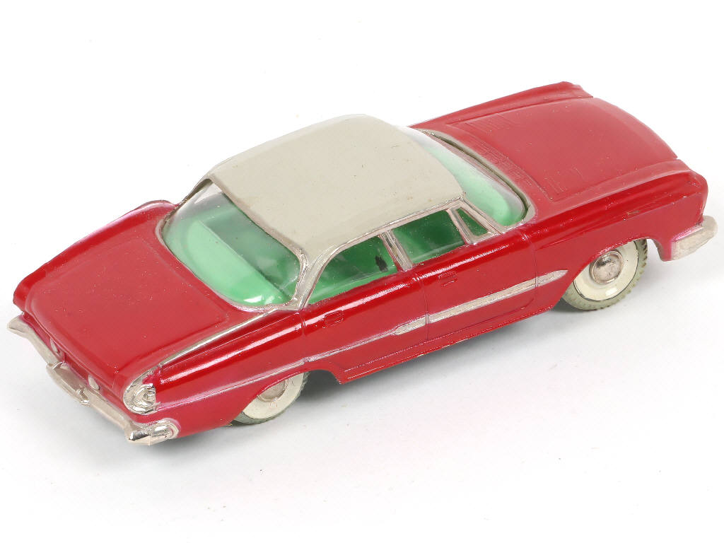 Lot 191 - TAISEIYA MICRO PET (JAPON) (1)