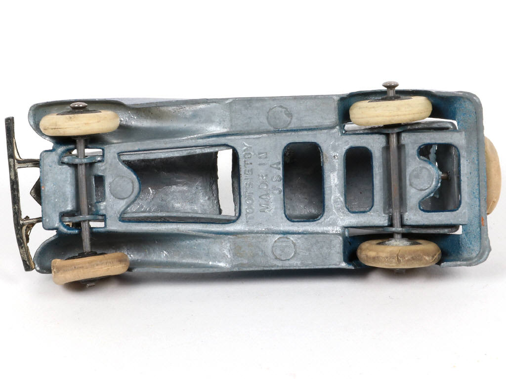 Lot 201 - TOOTSIETOY (USA) (1)