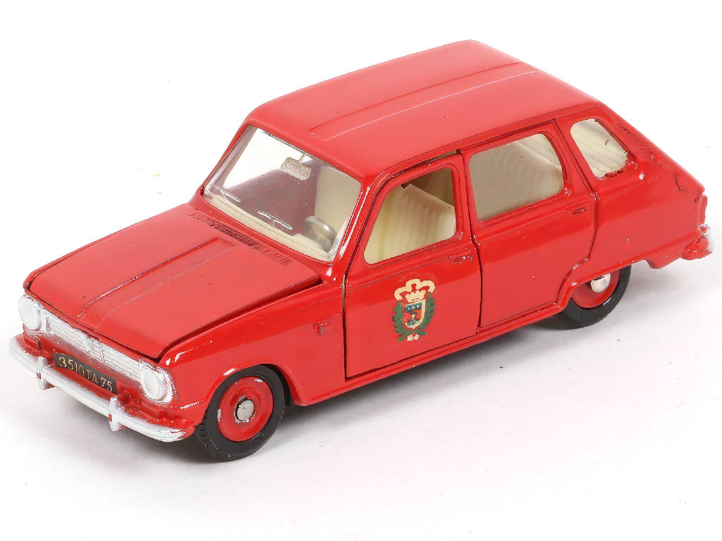 Lot 404 - DINKY TOYS (FRANCE) (1)