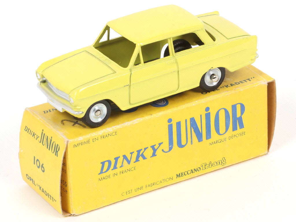 Lot 392 - DINKY TOYS (FRANCE) Série JUNIOR (1)