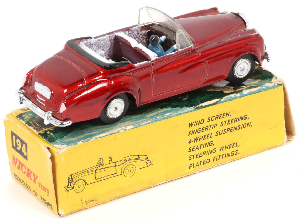 Lot 464 - NICKYTOYS (INDE) (1)