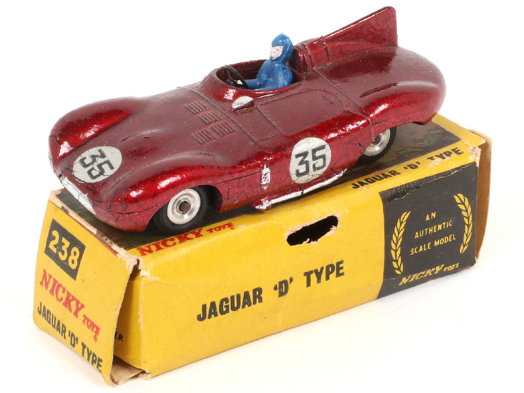 Lot 465 - NICKYTOYS (INDE) (1)