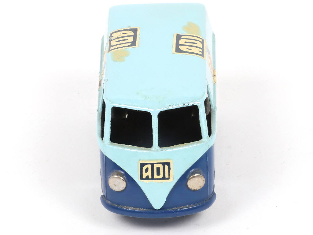 Lot 208 - TEKNO (DANEMARK) (1)