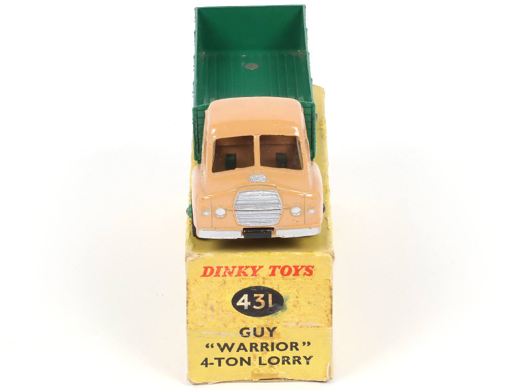 Lot 534 - DINKY TOYS (GB) (1)