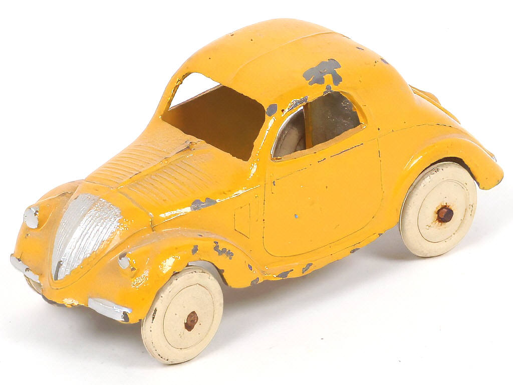 Lot 398 - DINKY TOYS (FRANCE) (1)