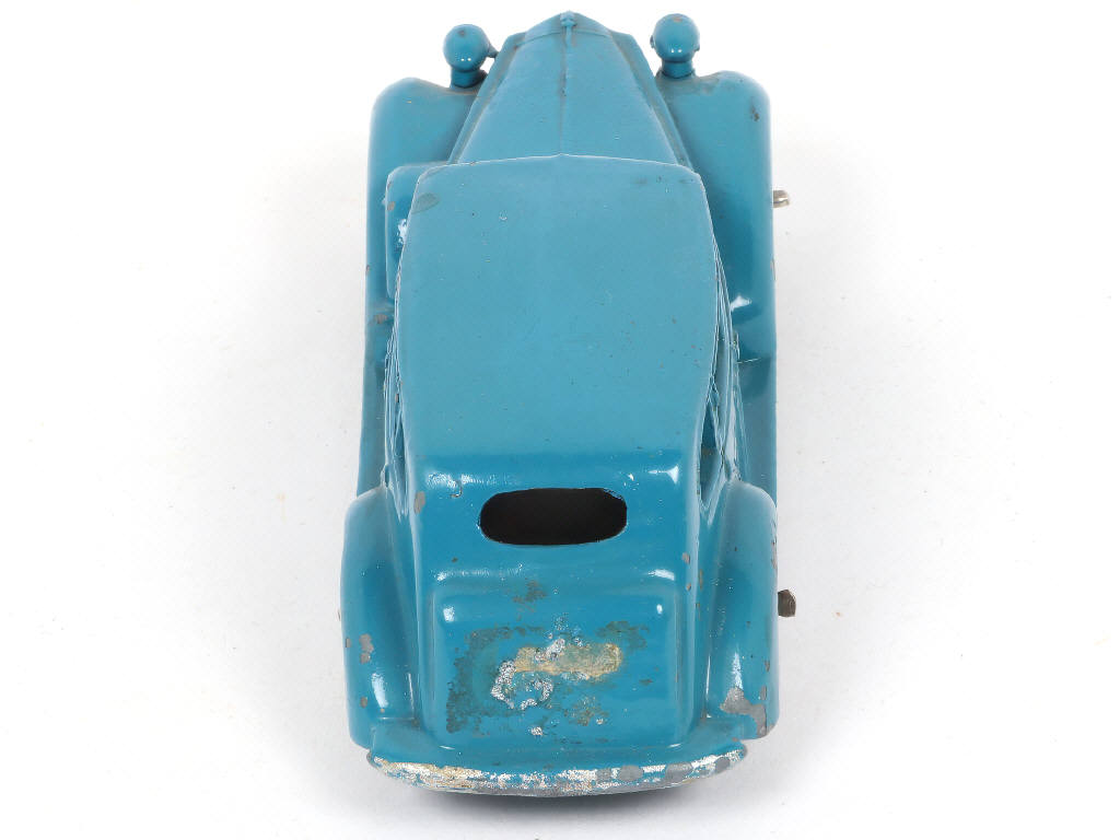 Lot 401 - DINKY TOYS (FRANCE) (1)