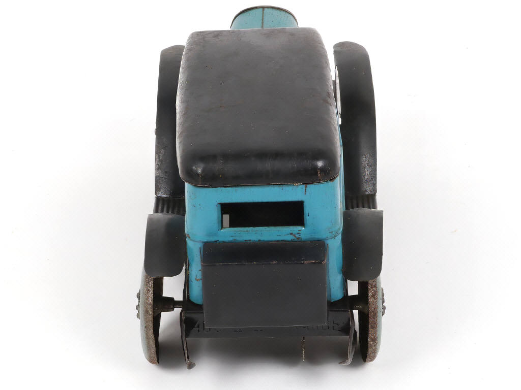 Lot 135 - PEUGEOT (FRANCE) (1)