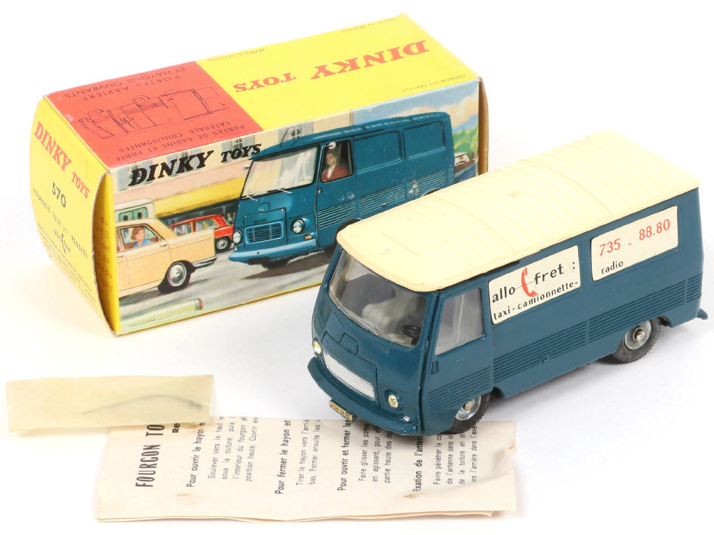 Lot 443 - DINKY TOYS (FRANCE) (1)