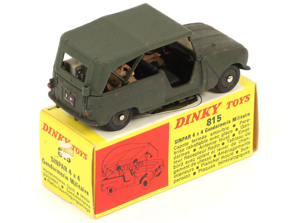 Lot 440 - DINKY TOYS (FRANCE) (1)
