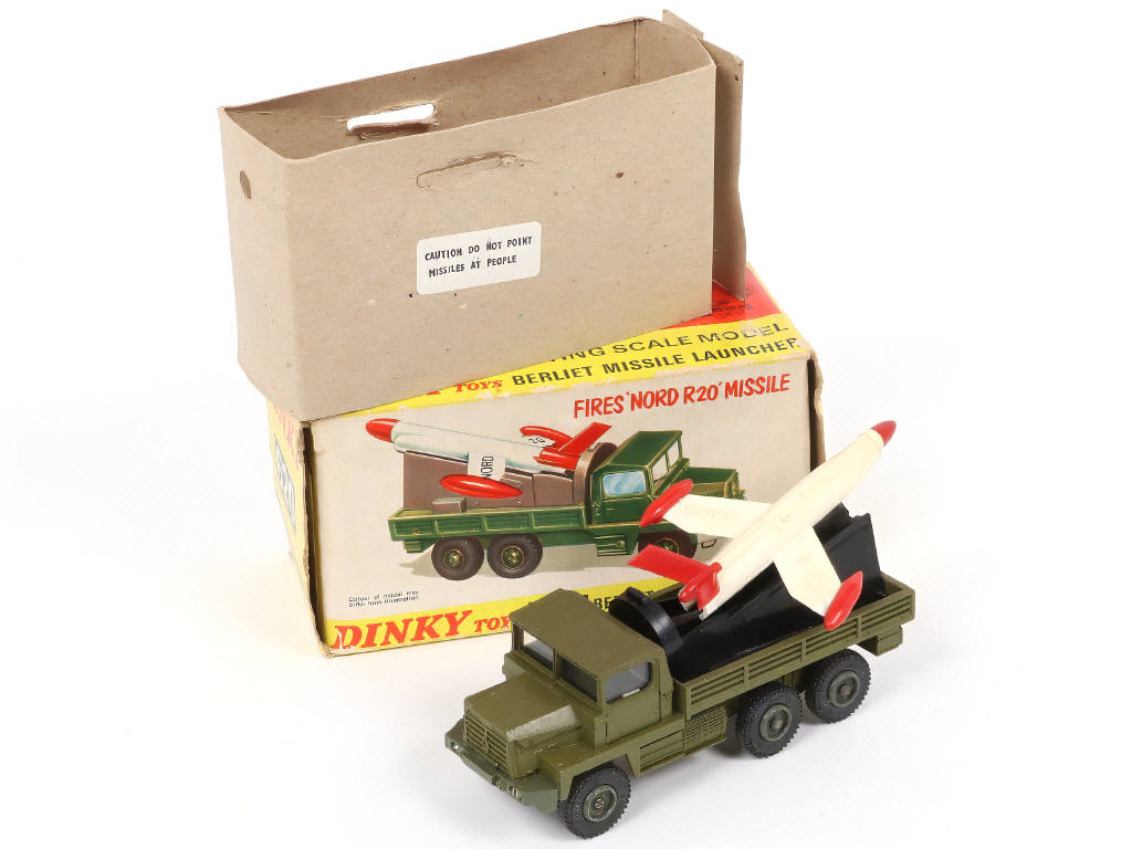 Lot 536 - DINKY TOYS (GB) (1)