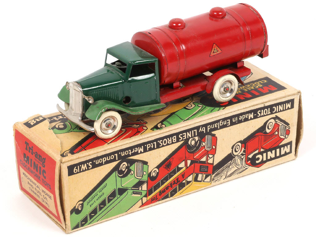 Lot 256 - MINIC (GB) (1)