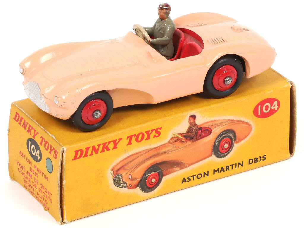 Lot 508 - DINKY TOYS (GB) (1)