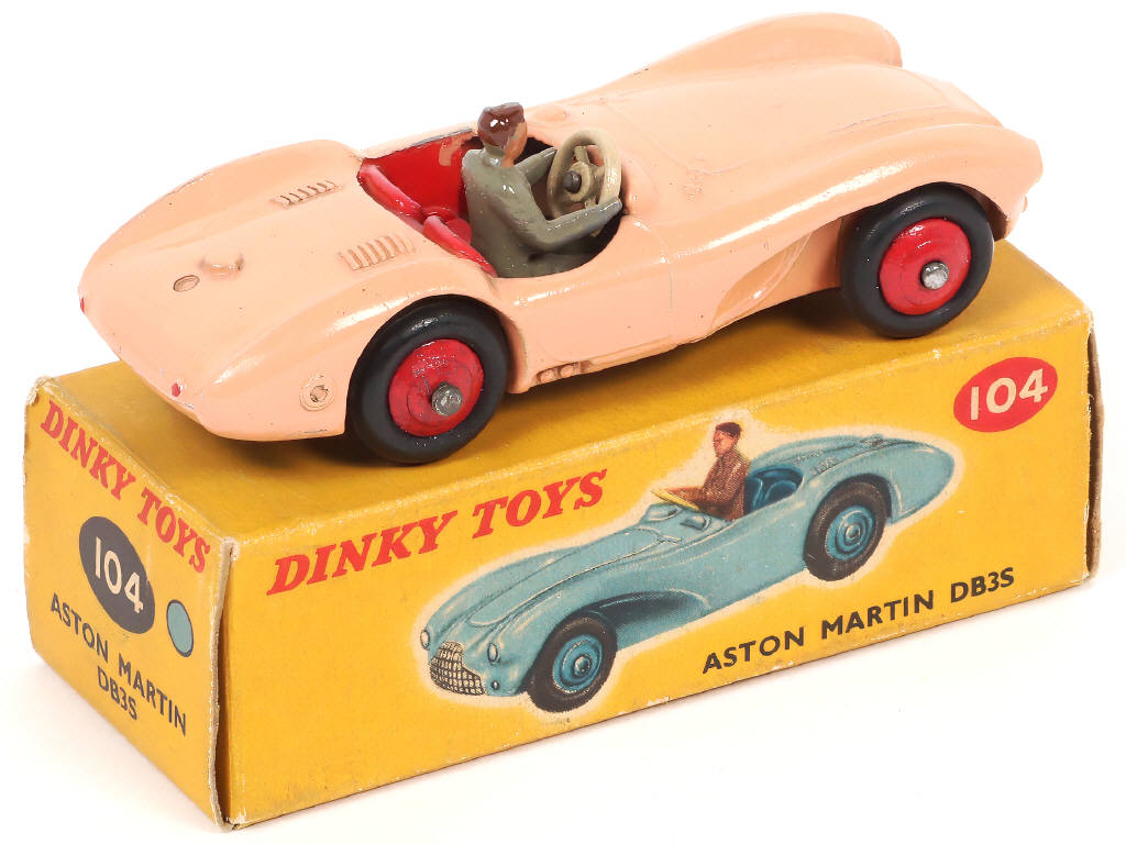 Lot 508 - DINKY TOYS (GB) (1)