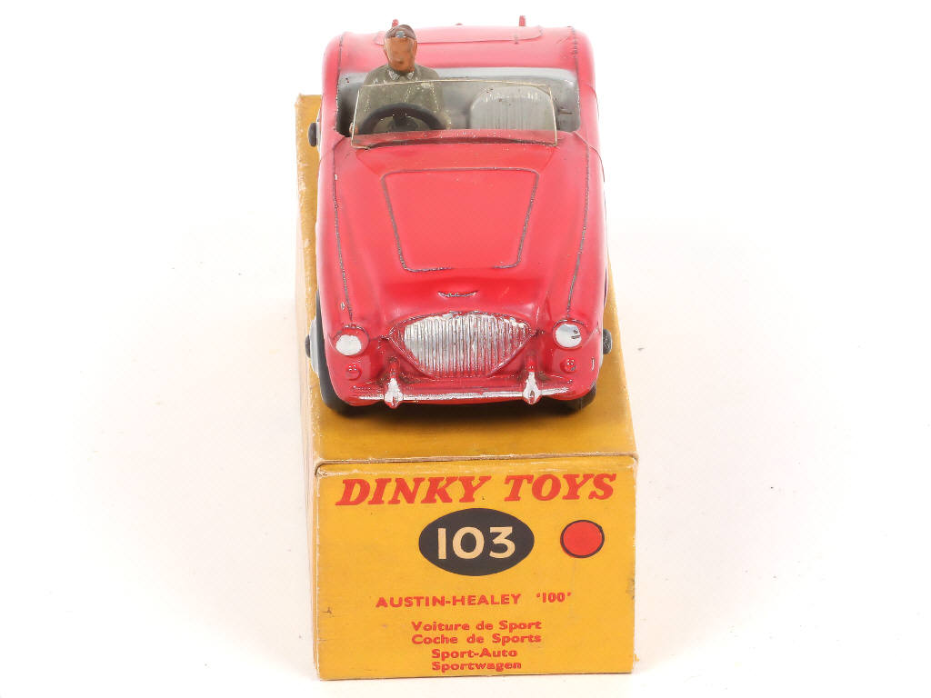 Lot 506 - DINKY TOYS (GB) (1)