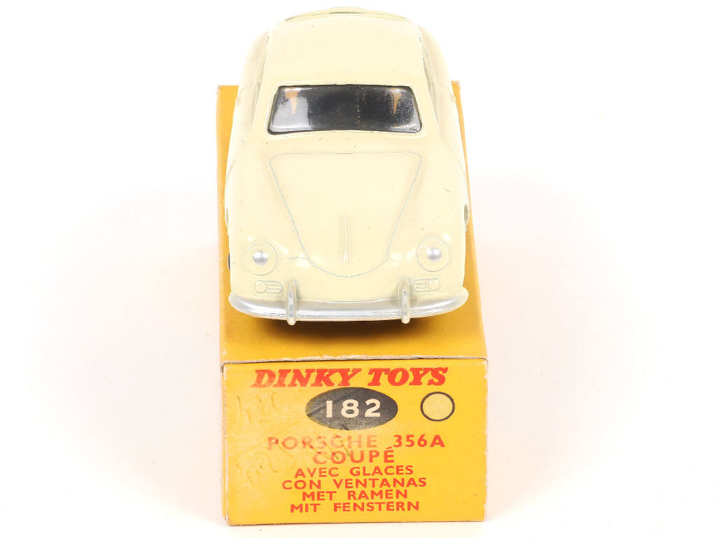 Lot 521 - DINKY TOYS (GB) (1)