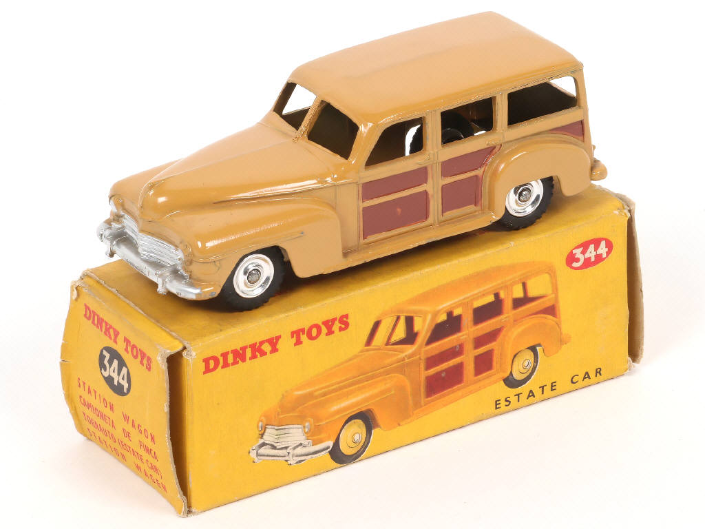 Lot 531 - DINKY TOYS (GB) (1)