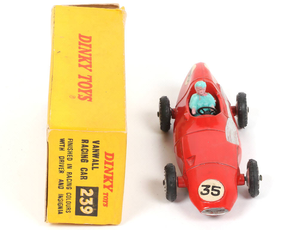 Lot 466 - NICKYTOYS (INDE) (1)