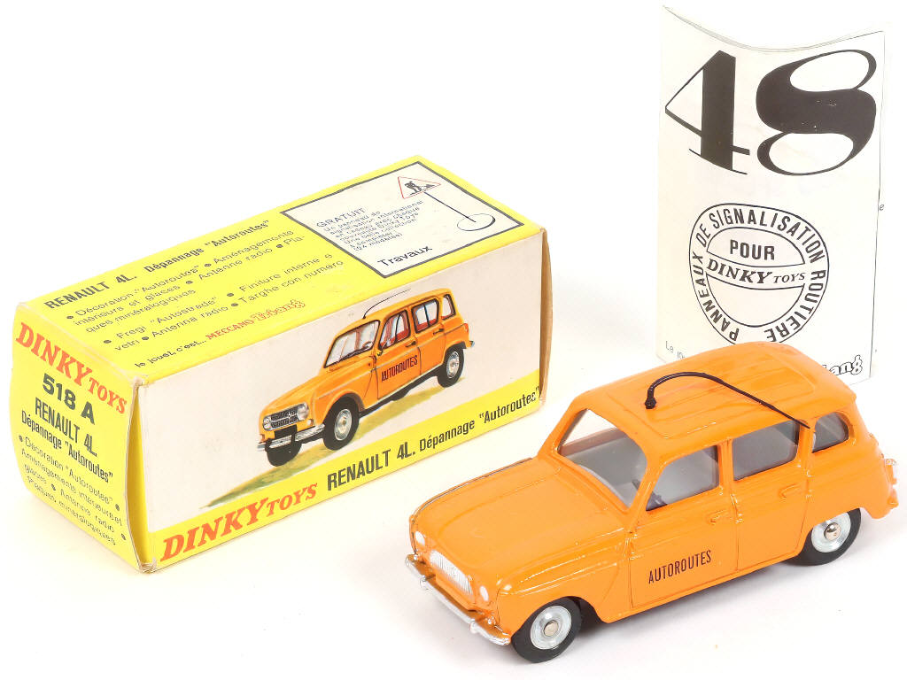 Lot 436 - DINKY TOYS (FRANCE) (1)