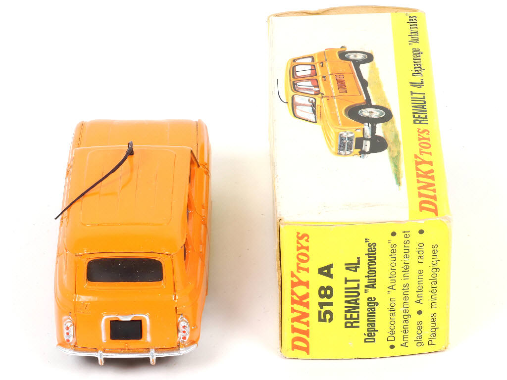 Lot 436 - DINKY TOYS (FRANCE) (1)