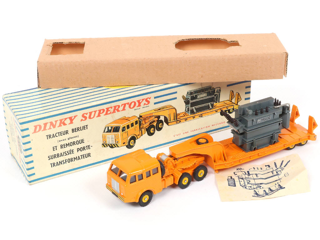 Lot 461 - DINKY TOYS (FRANCE) (1)