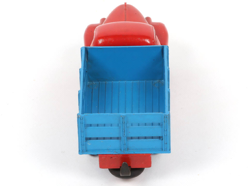 Lot 414 - DINKY TOYS (FRANCE) (1)