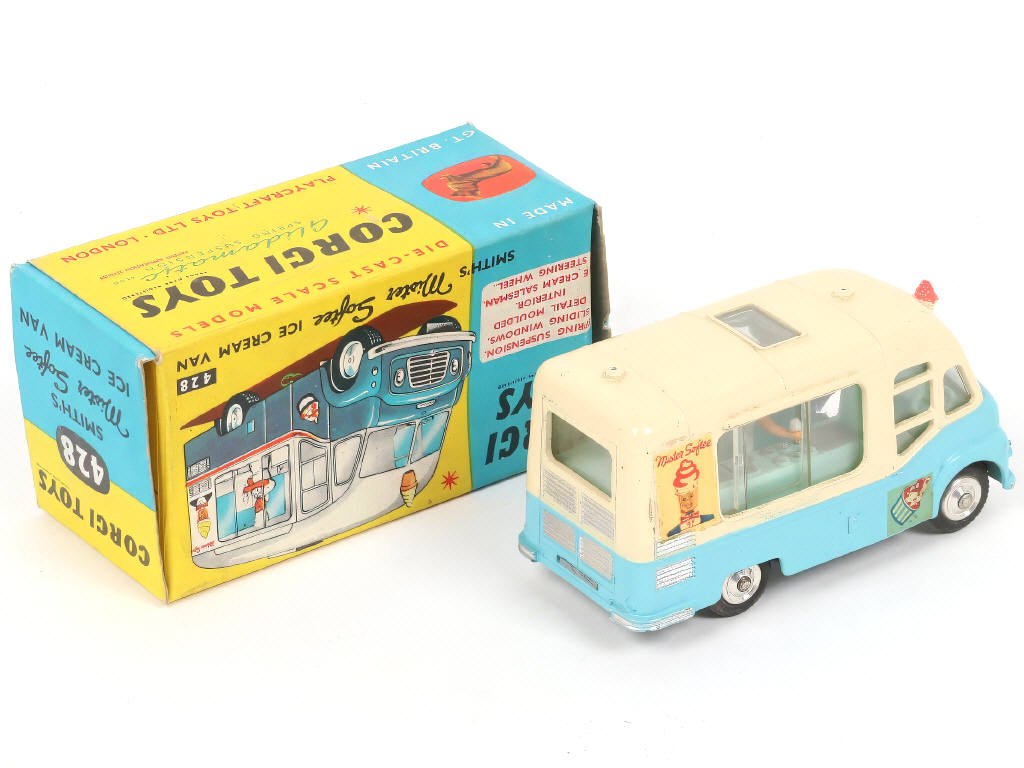 Lot 264 - CORGI TOYS (GB) (1)