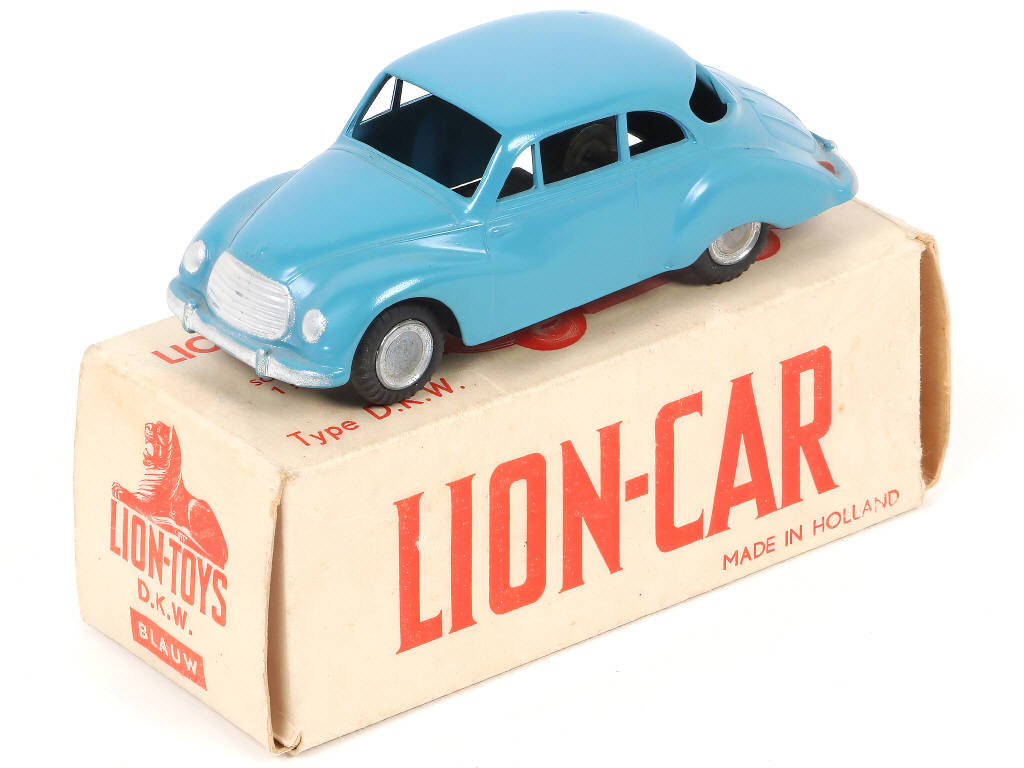 Lot 202 - LION-CAR (PAYS-BAS) (1)