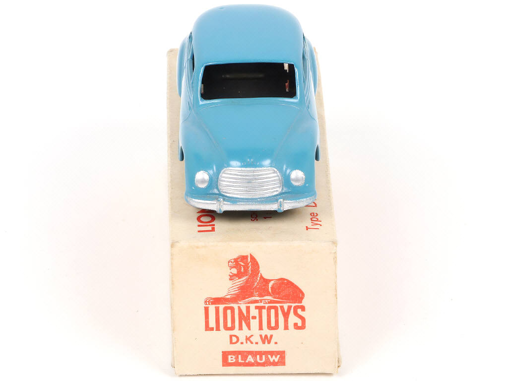 Lot 202 - LION-CAR (PAYS-BAS) (1)