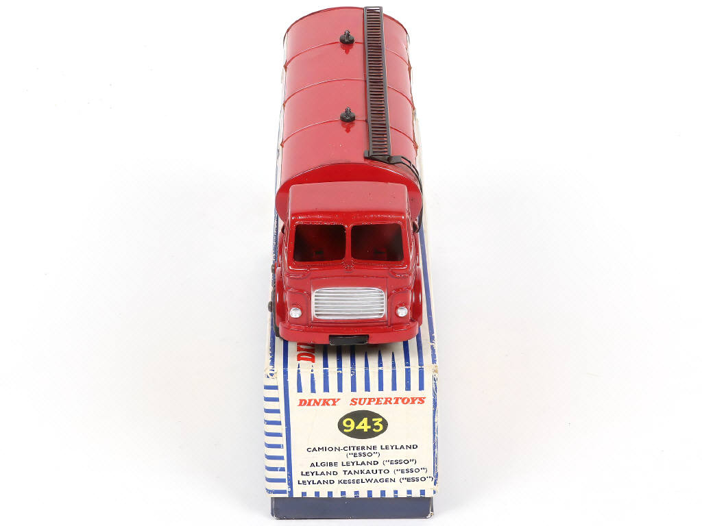 Lot 538 - DINKY TOYS (GB) (1)