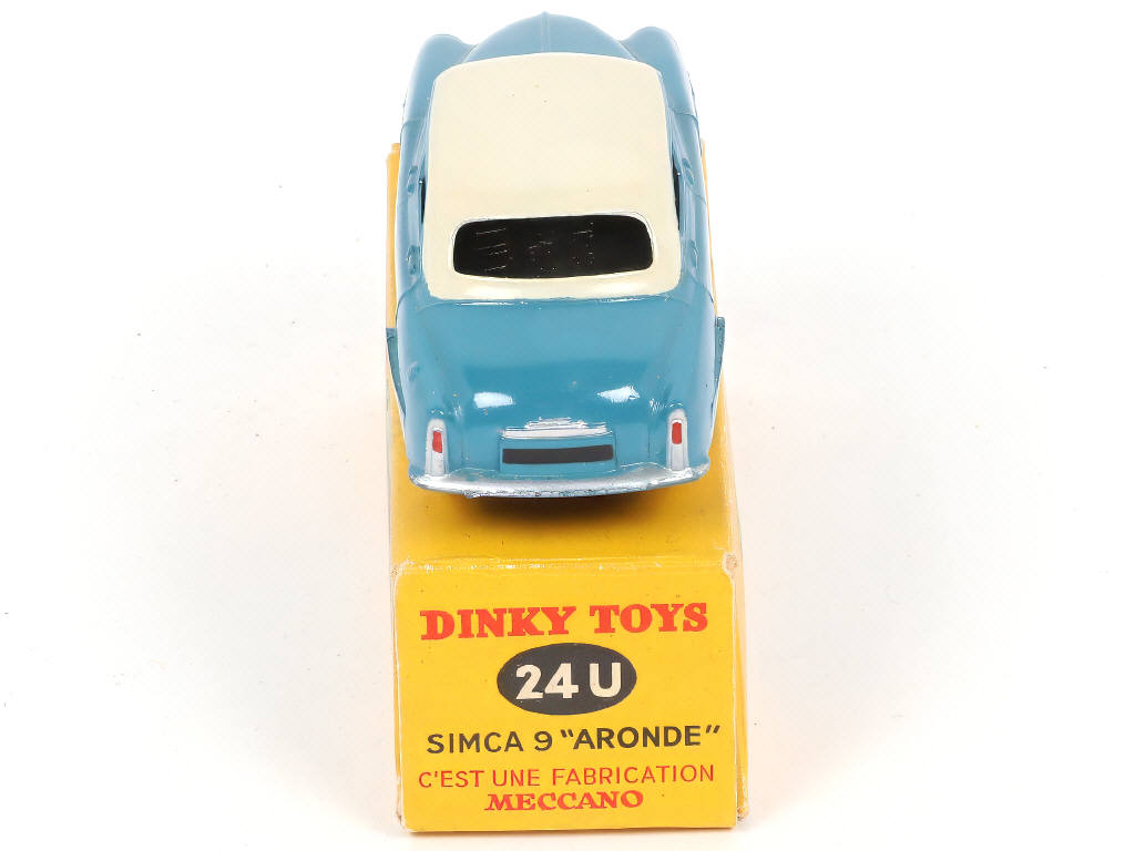 Lot 429 - DINKY TOYS (FRANCE) (1)