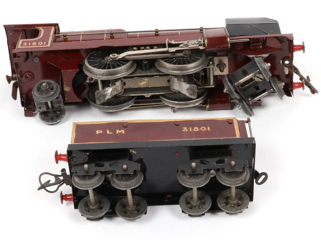 Lot 69 - HORNBY 'O' (FRANCE) (1)