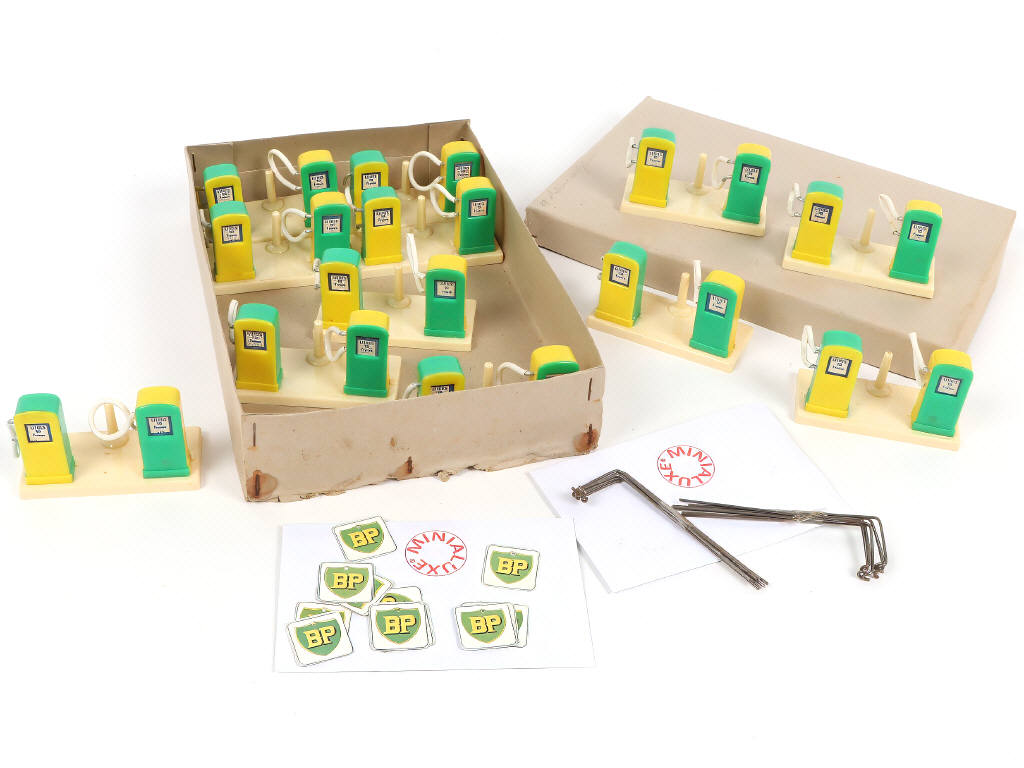 Lot 350 - MINIALUXE (FRANCE) (1)