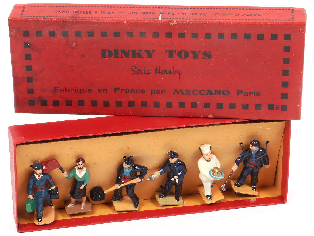 Lot 84 - DINKY TOYS (FRANCE) (1)