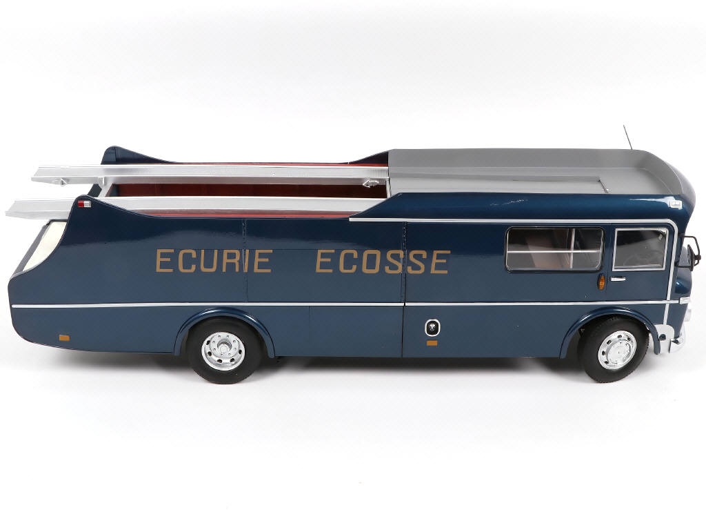 Lot 105 - CMR (MACAU) (1)