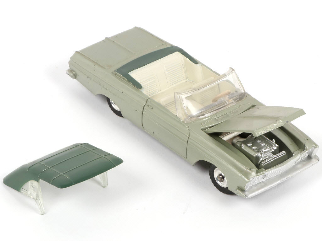 Lot 512 - DINKY TOYS (GB) (1)