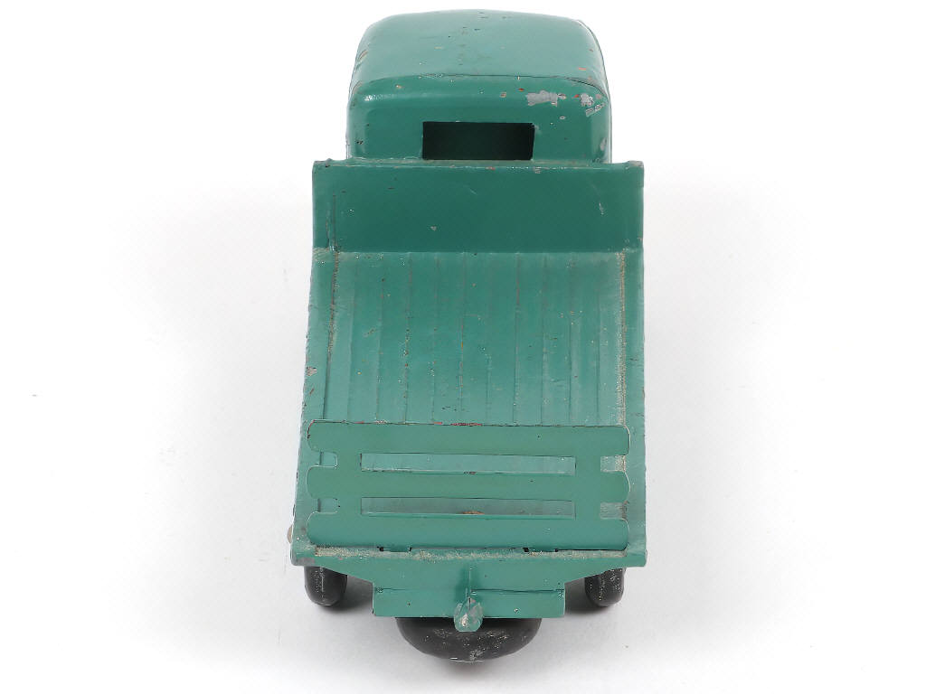Lot 408 - DINKY TOYS (FRANCE) (1)