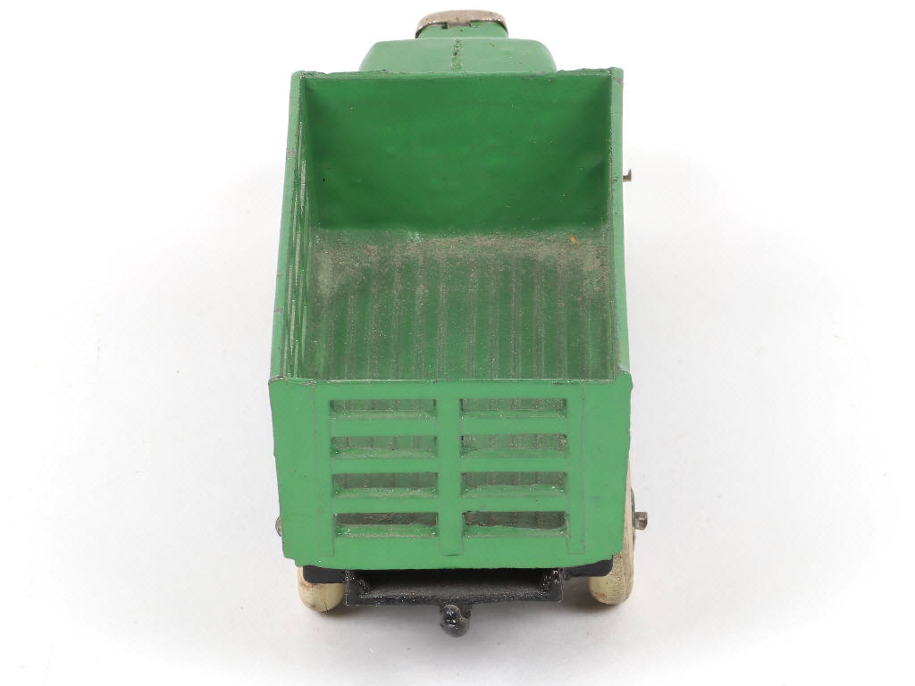 Lot 498 - DINKY TOYS (GB) (1)