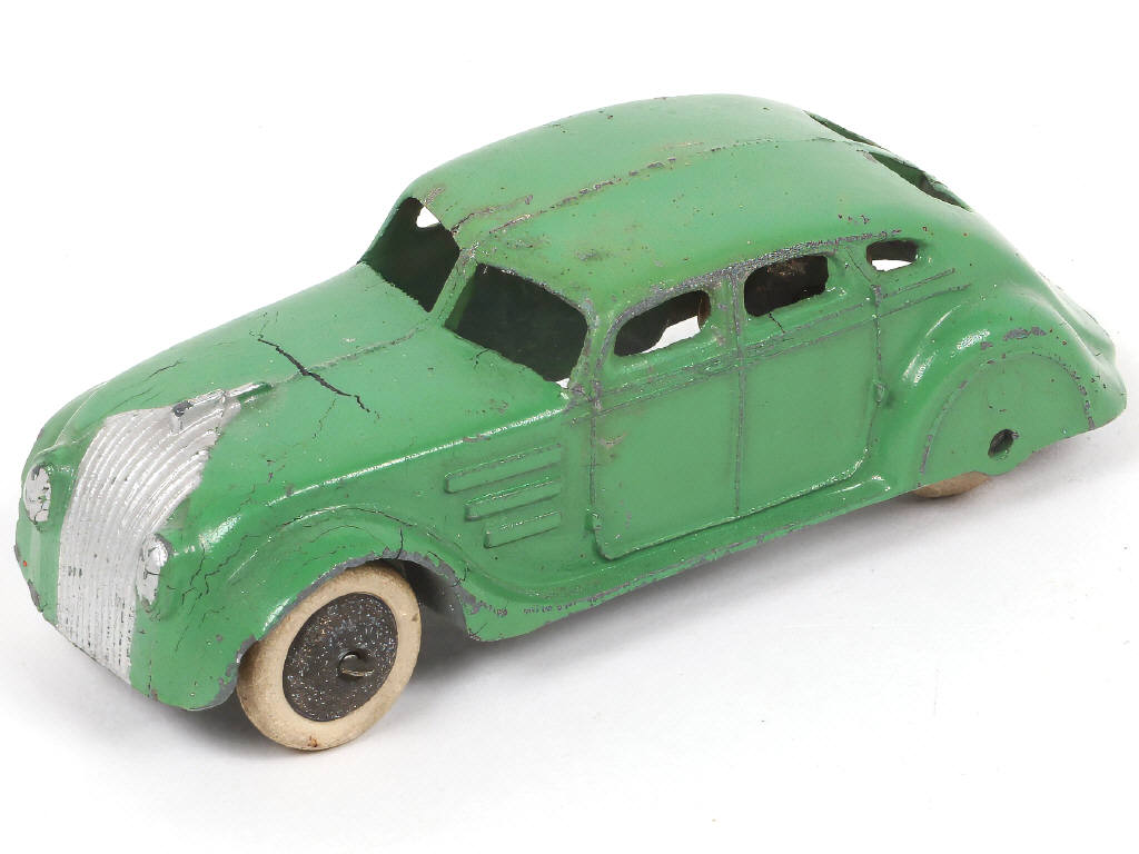 Lot 494 - DINKY TOYS (GB) (1)