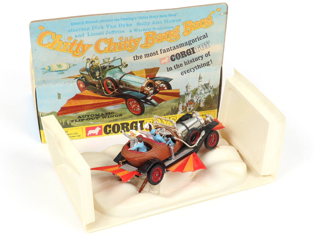 Lot 266 - CORGI TOYS (GB) (1)