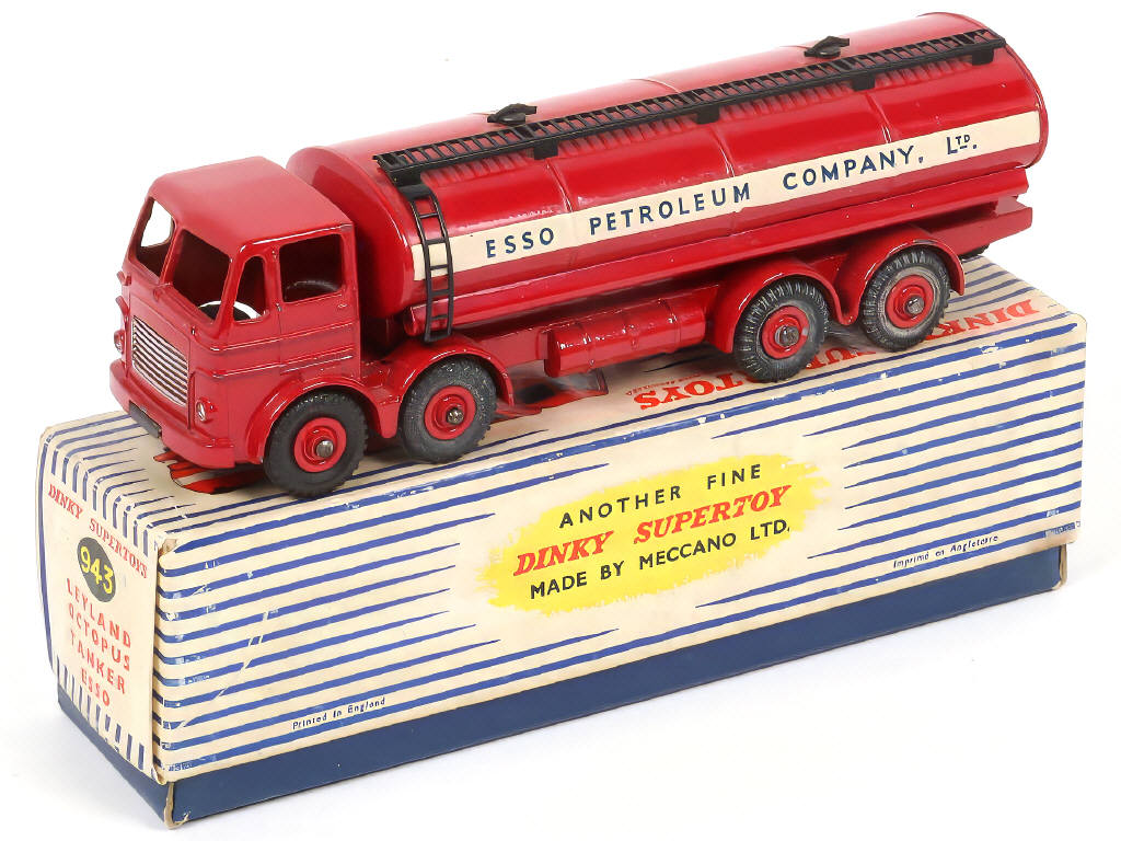 Lot 539 - DINKY TOYS (GB) (1)