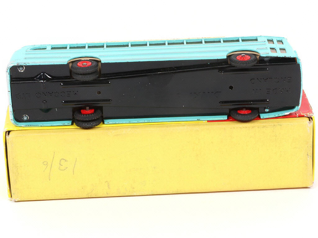 Lot 220 - DINKY TOYS (GB) (1)