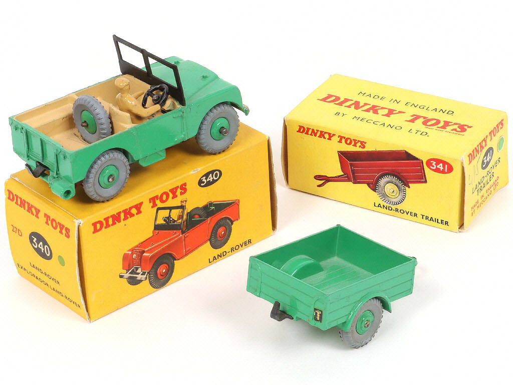 Lot 235 - DINKY TOYS (GB) (2)
