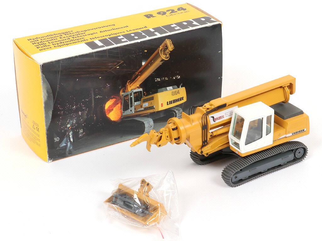 Lot 140 - CONRAD (ALLEMAGNE) (1)