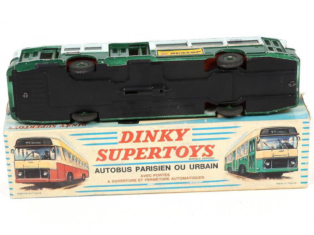 Lot 279 - DINKY TOYS (FRANCE) (1)