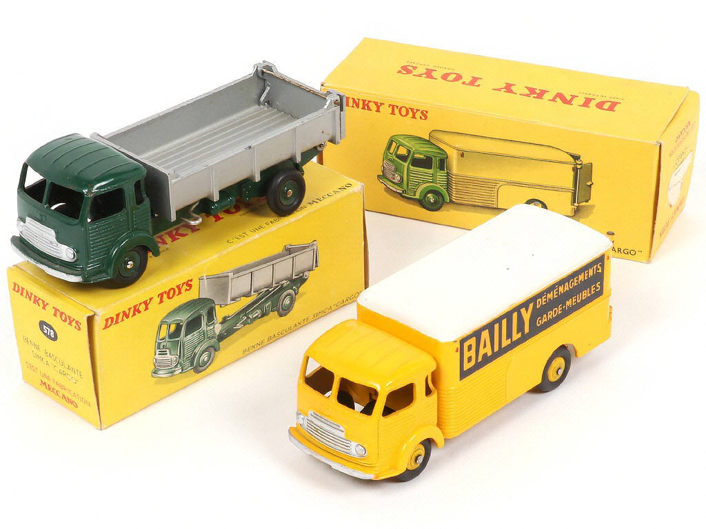 Lot 288 - DINKY TOYS (FRANCE) (2)