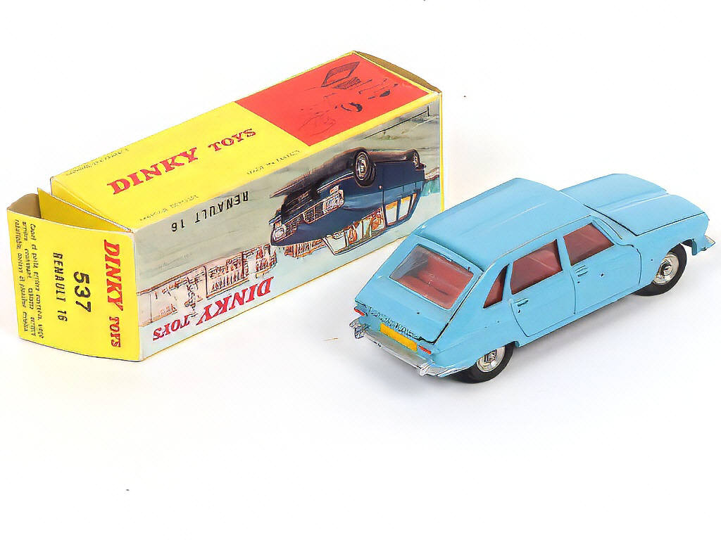 Lot 267 - DINKY TOYS (FRANCE) (1)