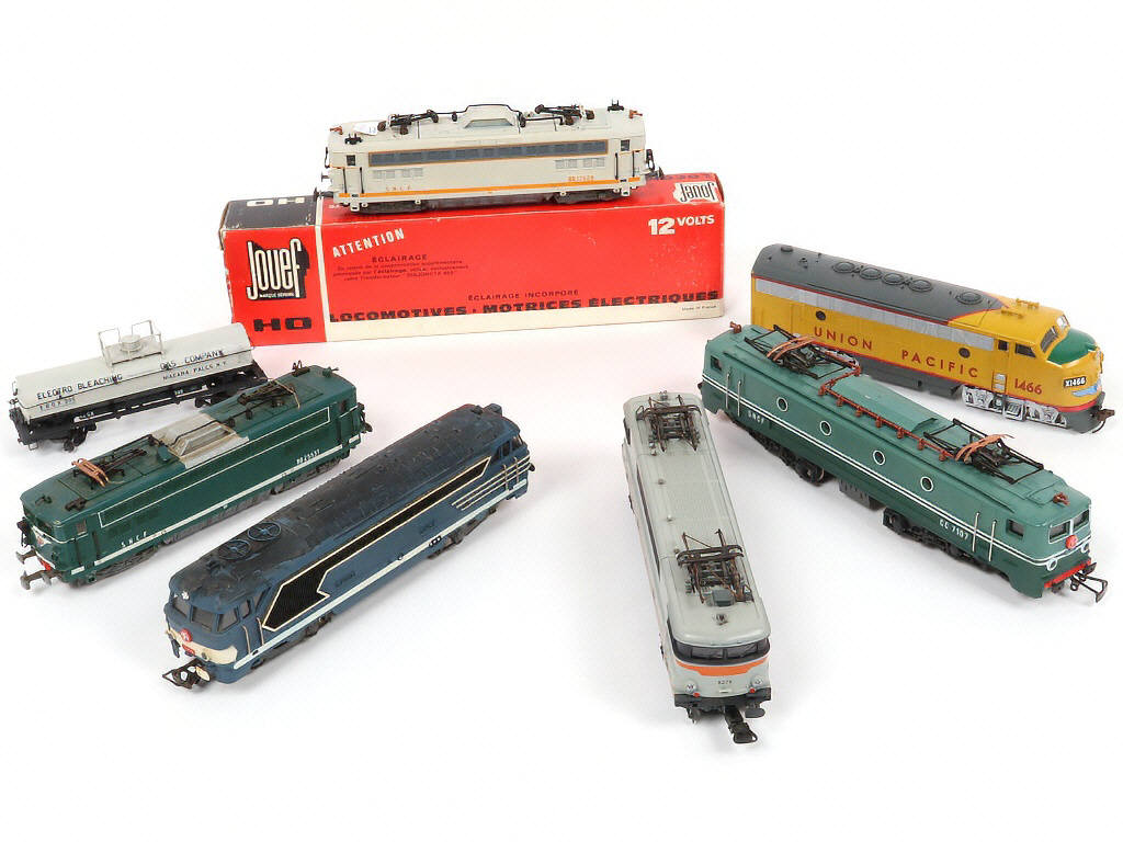 Lot 44 - DIVERS (Ecartement HO) (7)