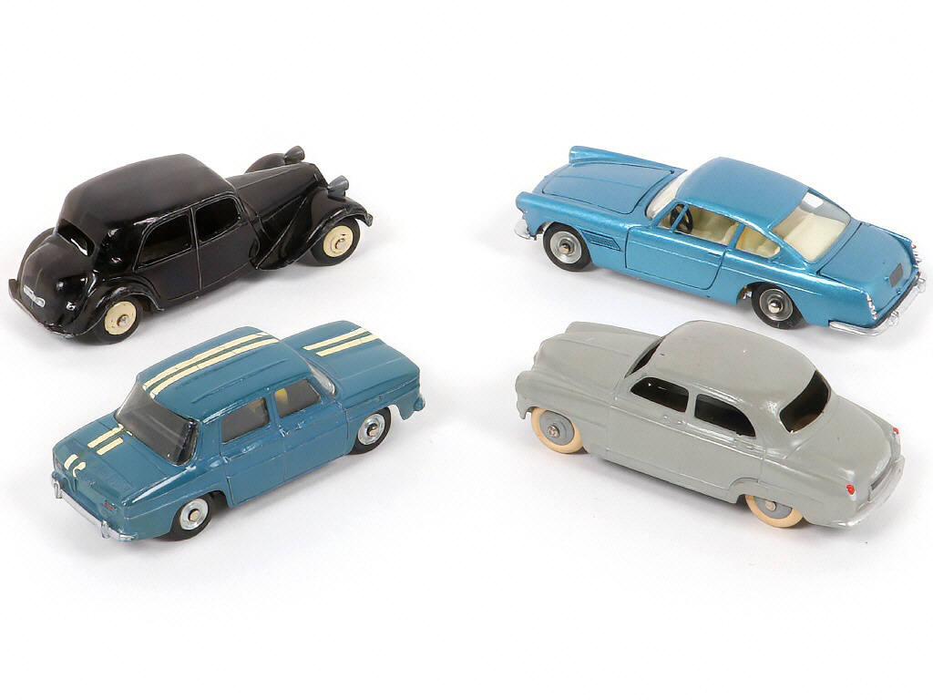 Lot 299 - DINKY TOYS (FRANCE) (4)