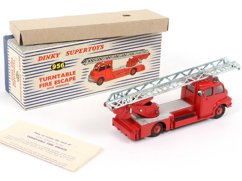 Lot 236 - DINKY TOYS (GB) (1)